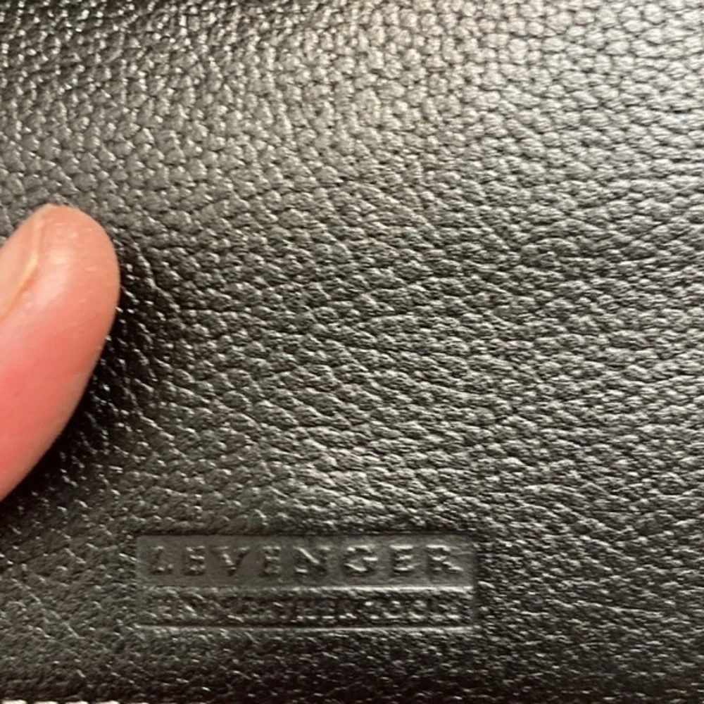 Levenger black leather mini card wallet